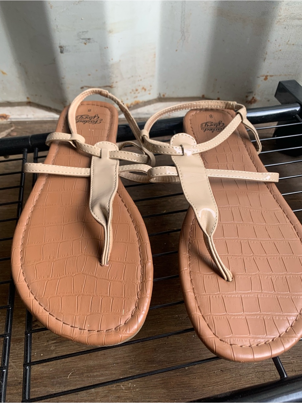 Faded Glory Neutral T-Strap Women’s Sandals in Beige and Tan